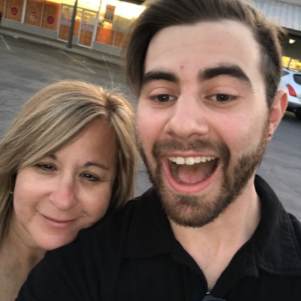 Meet your Posher, Sondra